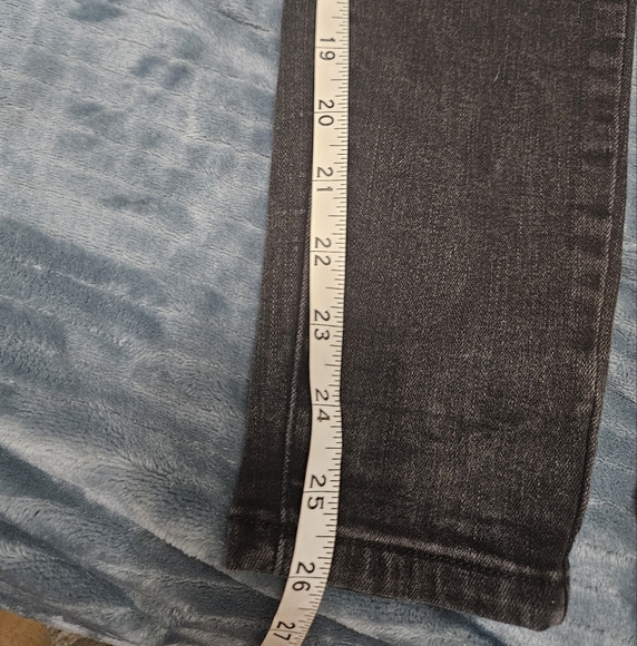 Judy Blue Skinny Fit Black Jeans! - Picture 10 of 10